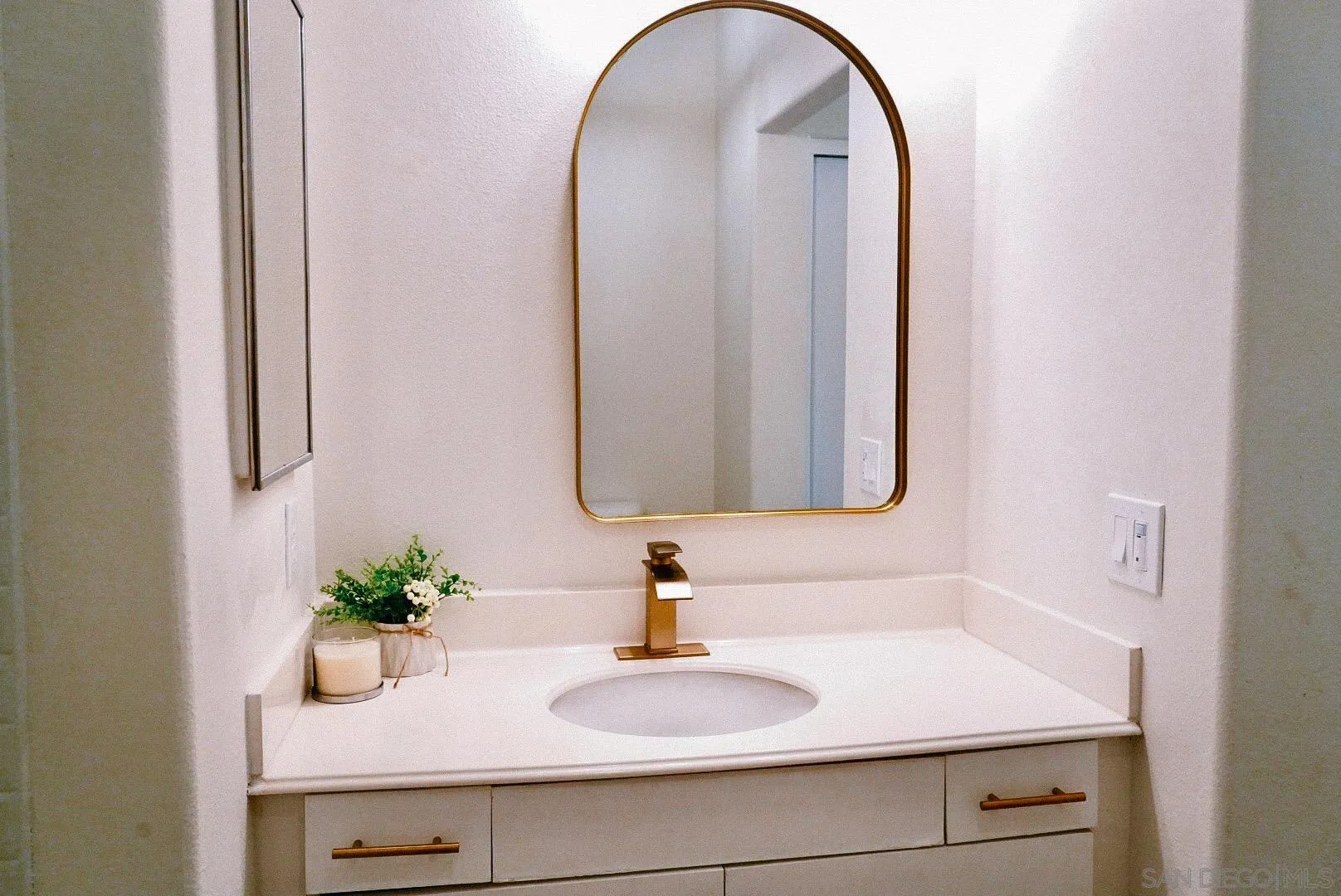 Photo #30: 260007571 Listing: Photo #30