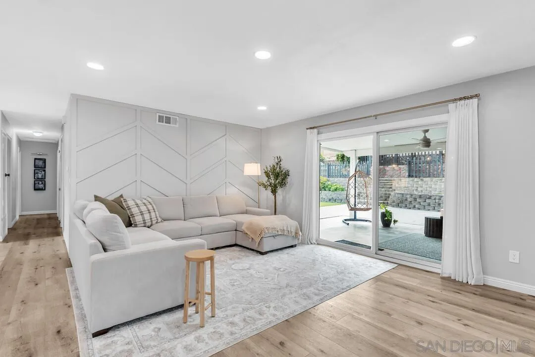 https://cdn.realtyfeed.com/cdn/127/260007572/ad76df2769413169c6edbff48ef90ae6.webp