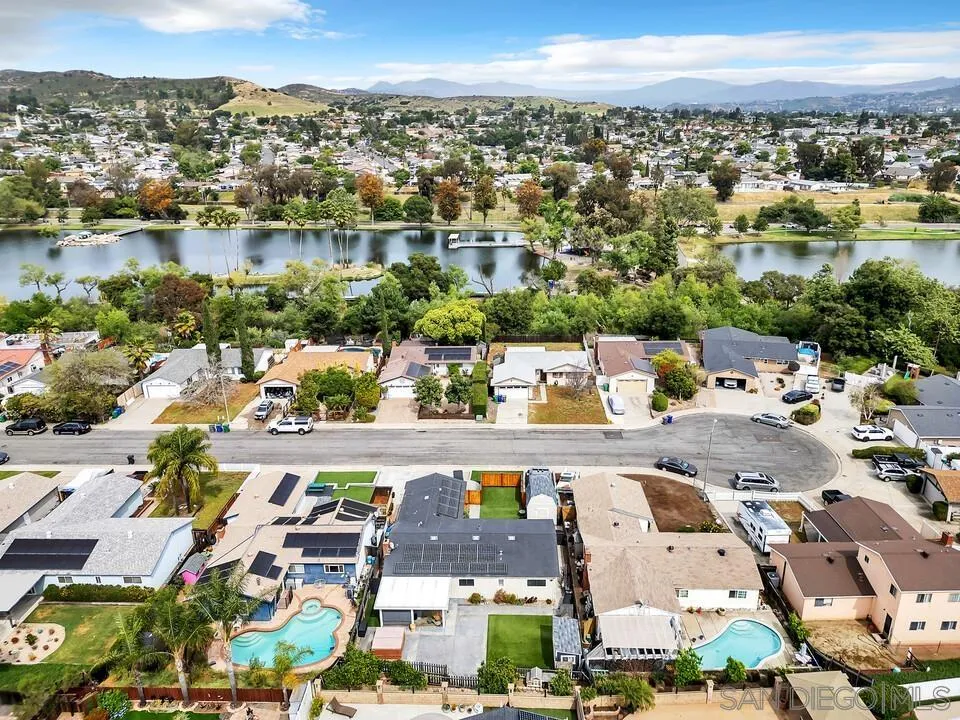 https://cdn.realtyfeed.com/cdn/127/260007572/b28774c027e85a1ae7d6d460a8f66f02.webp