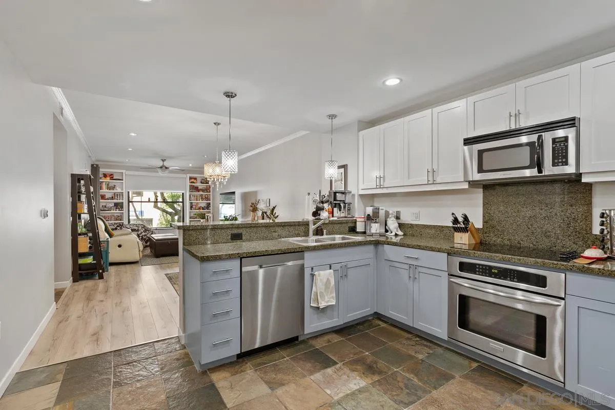 Photo #18: 260007581 Listing: Photo #18