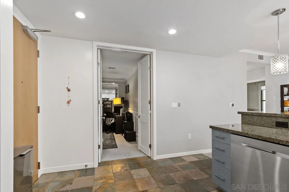 Photo #19: 260007581 Listing: Photo #19