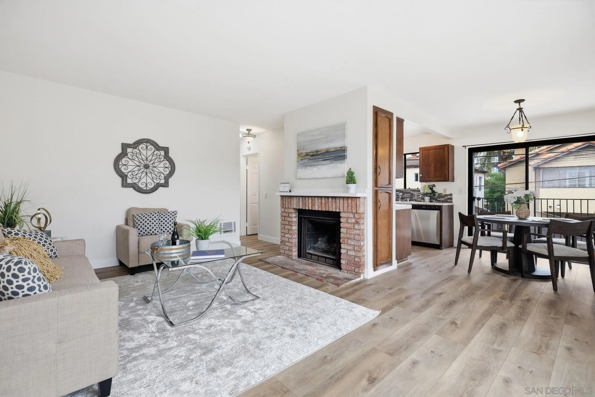 https://cdn.realtyfeed.com/cdn/127/260007584/82b28f7974e9f0b8c7880ede3bb0684e.webp