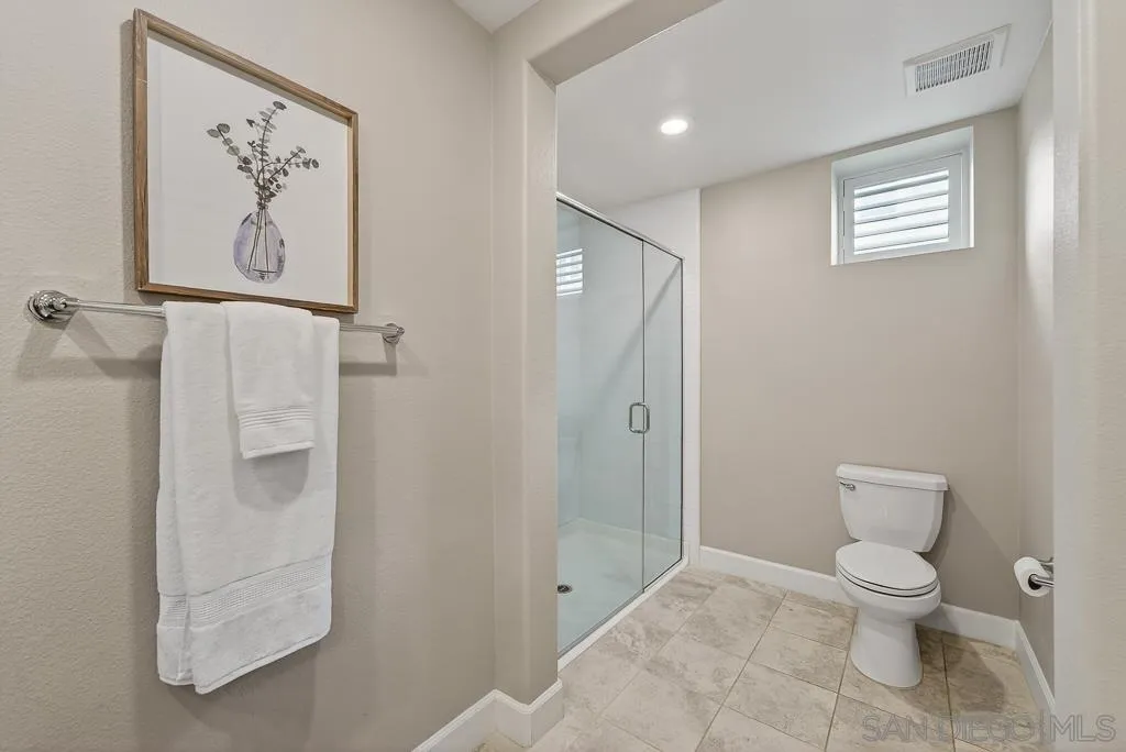 Photo #5: 260007585 Listing: Photo #5