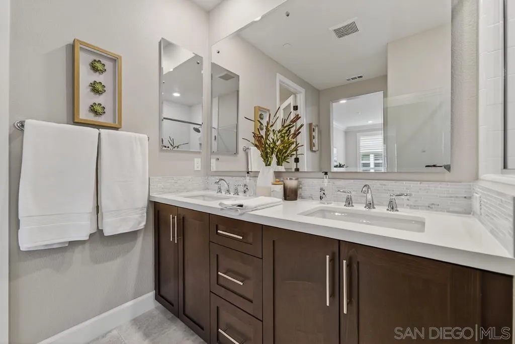 Photo #26: 260007585 Listing: Photo #26