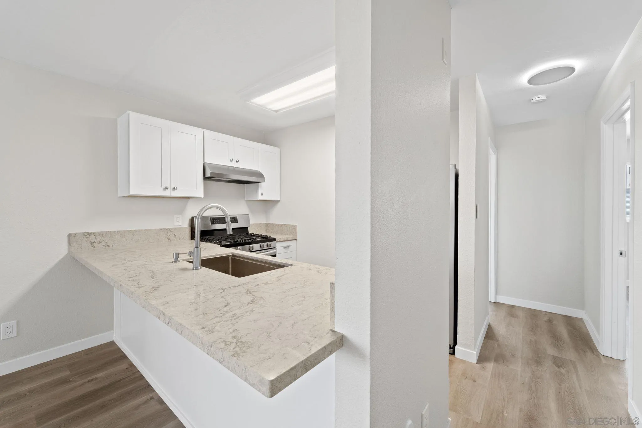 Photo #7: 260007590 Listing: Photo #7