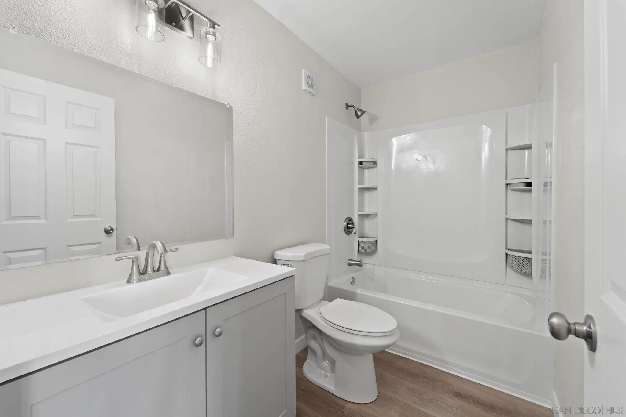 Photo #17: 260007590 Listing: Photo #17