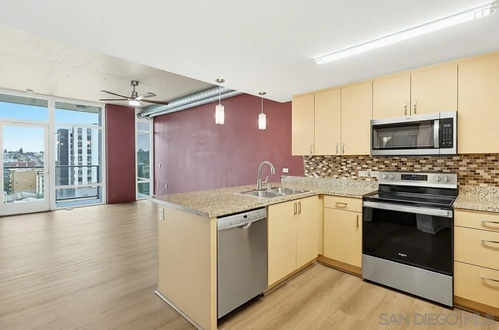 Photo #6: 260007591 Listing: Photo #6