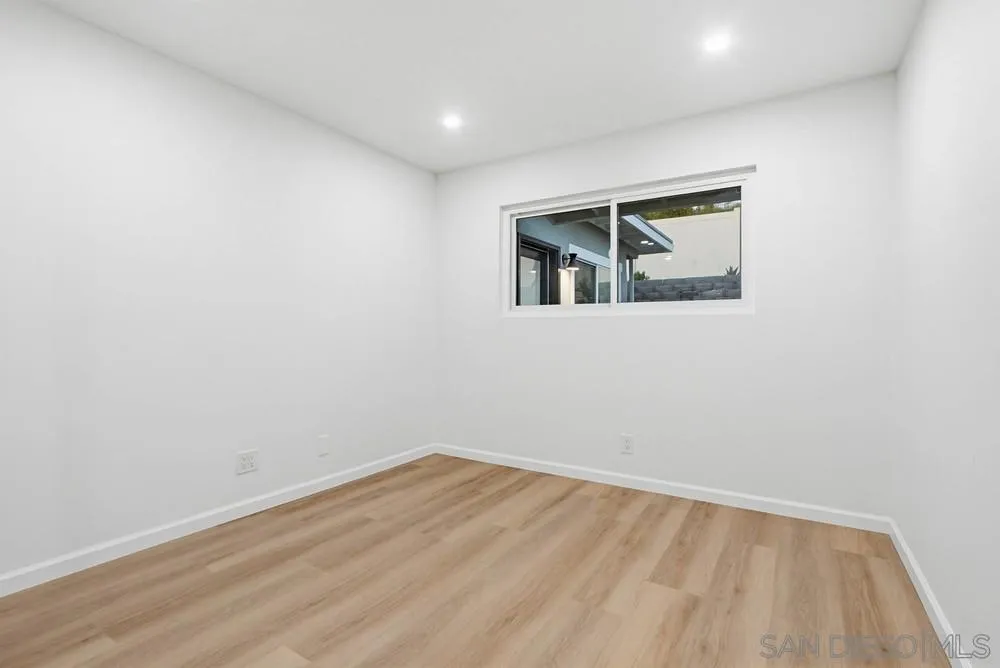 https://cdn.realtyfeed.com/cdn/127/260007592/3421dabcdd0b9679168273ae7845eee6.webp