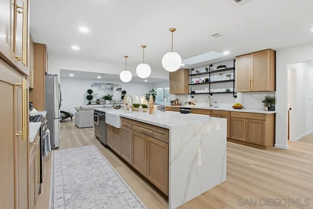 https://cdn.realtyfeed.com/cdn/127/260007592/97c76f8a1daacdb0466da748def72b34.webp