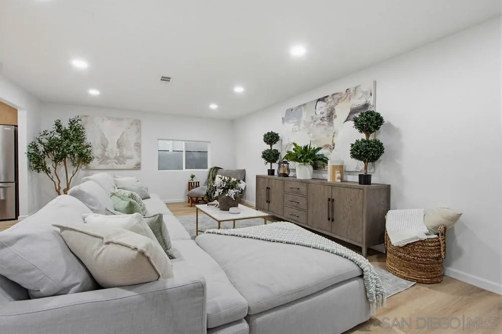https://cdn.realtyfeed.com/cdn/127/260007592/a30369971fee5128ac514de33d74201e.webp