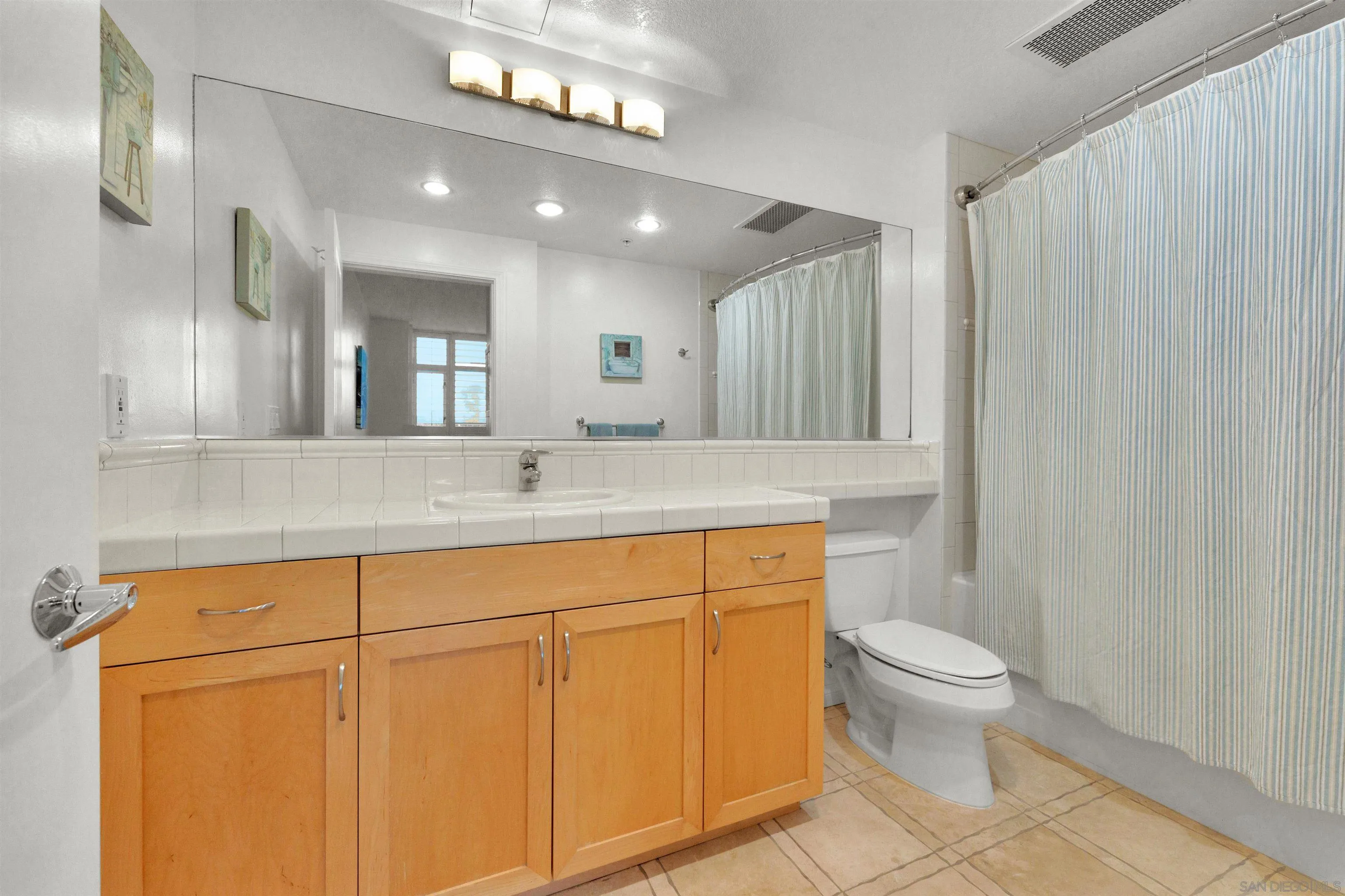Photo #13: 260007600 Listing: Photo #13