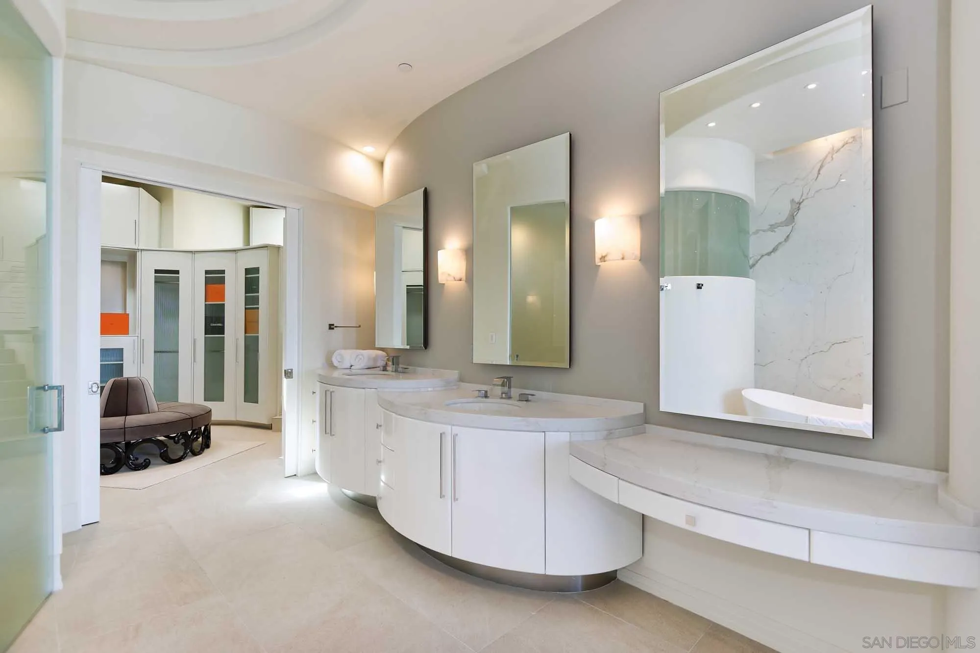 https://cdn.realtyfeed.com/cdn/127/260007602/0ef3e390a14dbd6bd4e131572a11cee3.webp