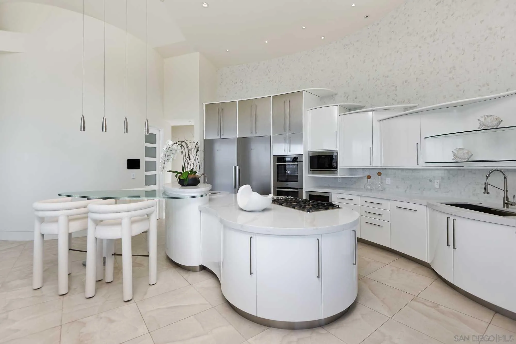 https://cdn.realtyfeed.com/cdn/127/260007602/b924217e6e42e4d9c5430a6cc8948d89.webp