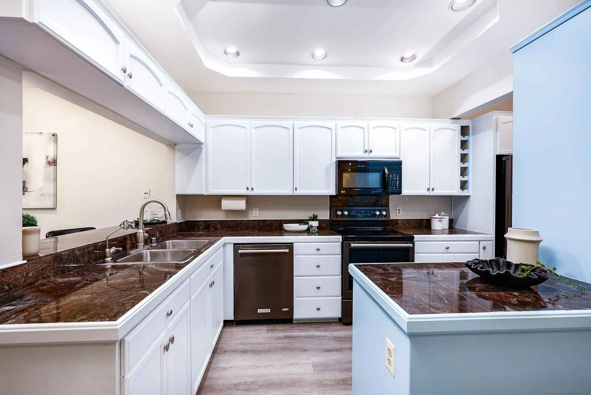 https://cdn.realtyfeed.com/cdn/127/260007603/d8db018df69086b5a429ba7b4a255d52.webp