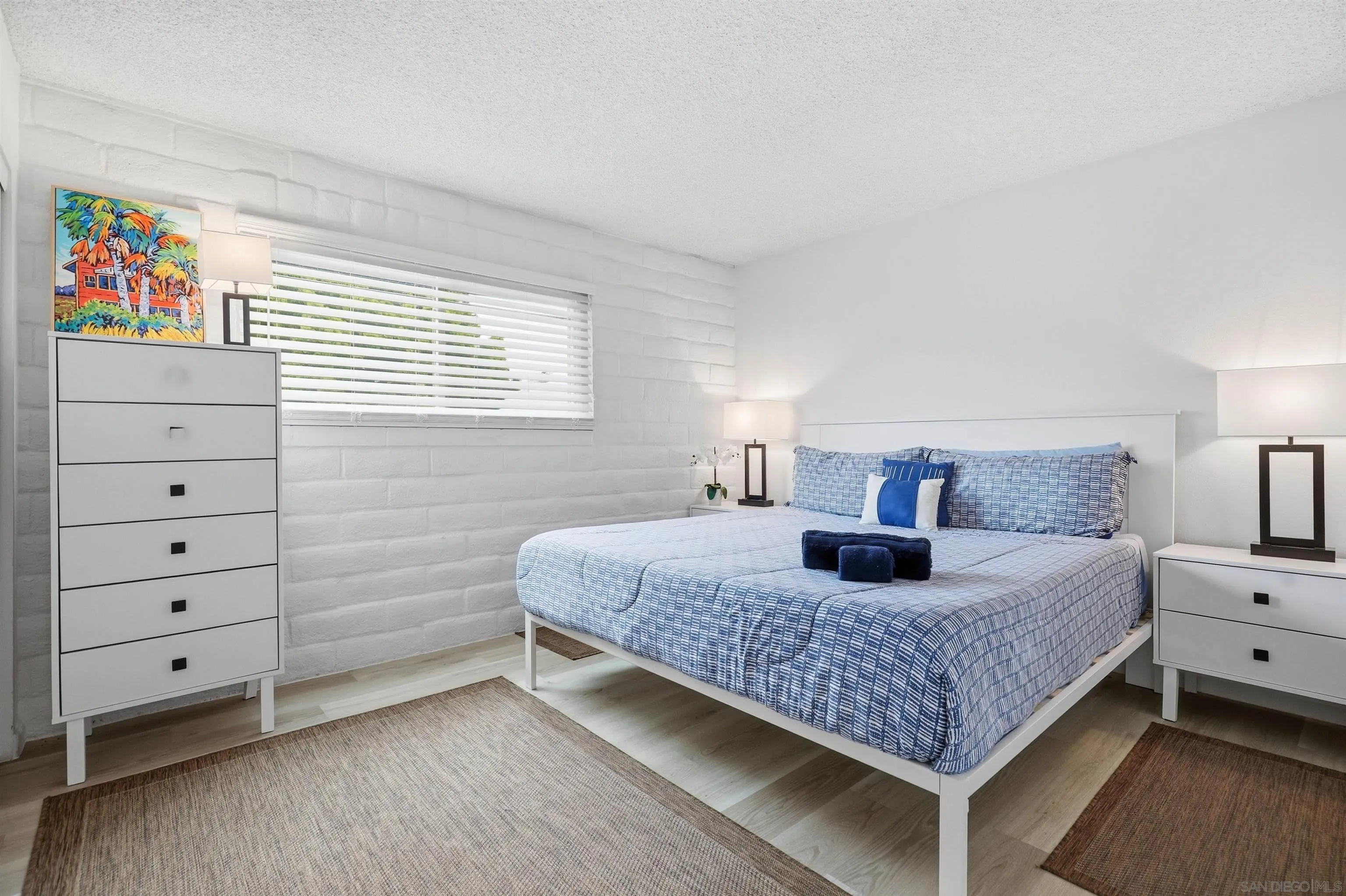 Photo #12: 260007608 Listing: Photo #12