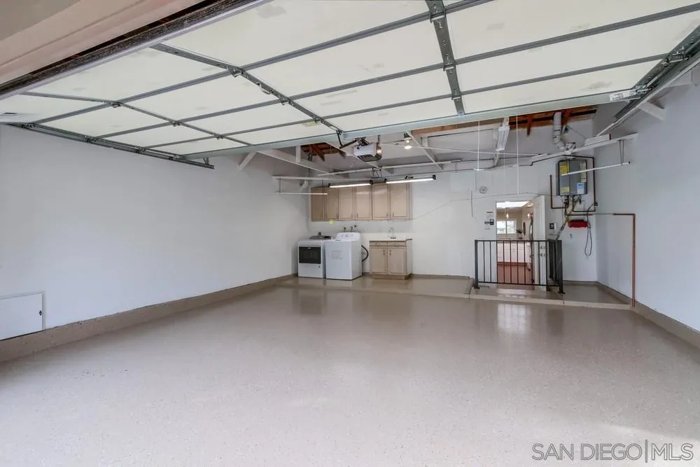 https://cdn.realtyfeed.com/cdn/127/260007609/3df70dbad7c3ba19699cd5ac6a0f3ac7.webp
