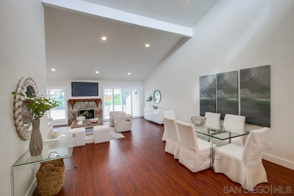 https://cdn.realtyfeed.com/cdn/127/260007609/f1a8254a0ed2331509ecd792a16af0ca.webp