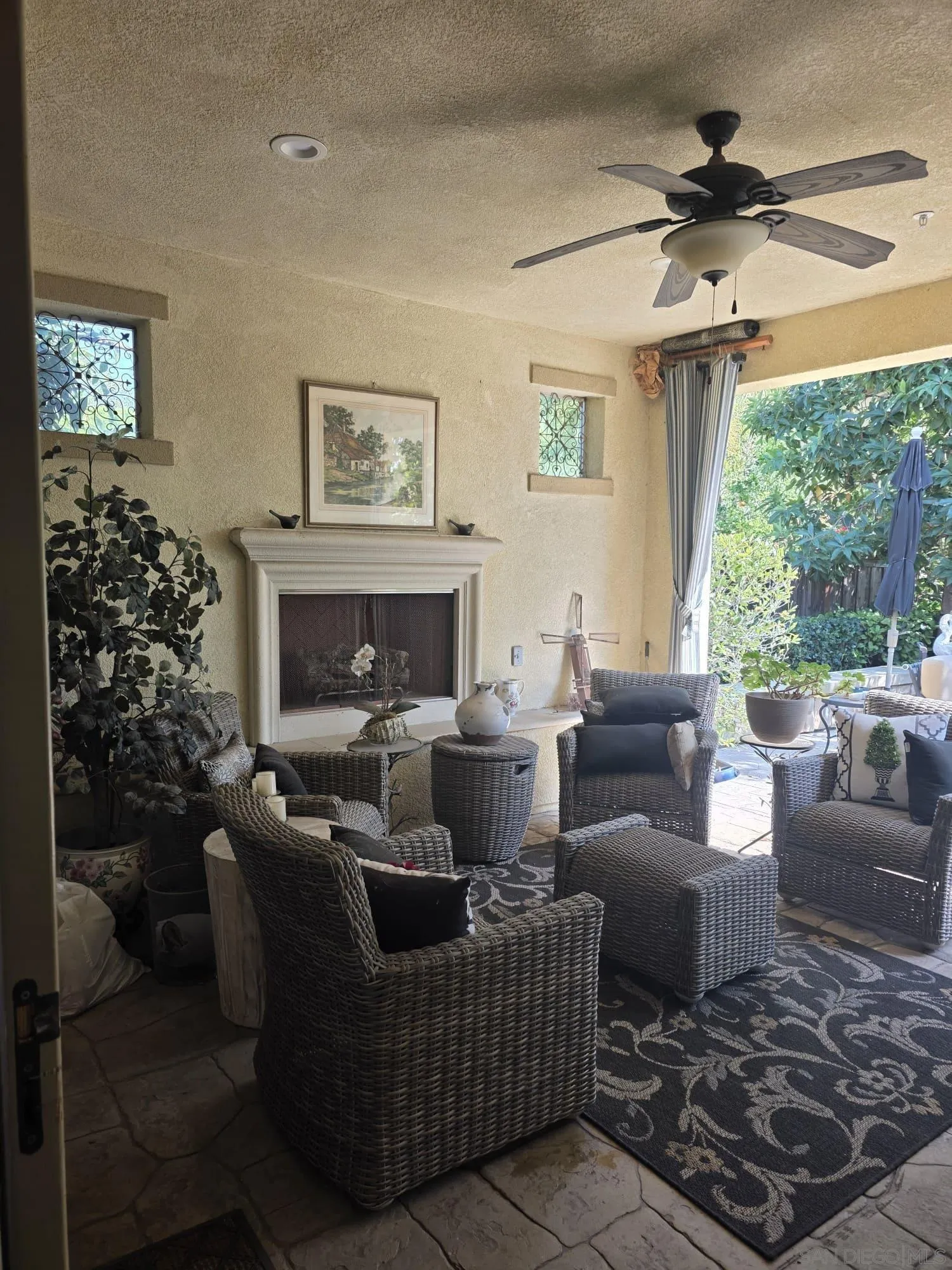 https://cdn.realtyfeed.com/cdn/127/260007610/11c695b41b6305a9d50d3f01390ed7e6.webp