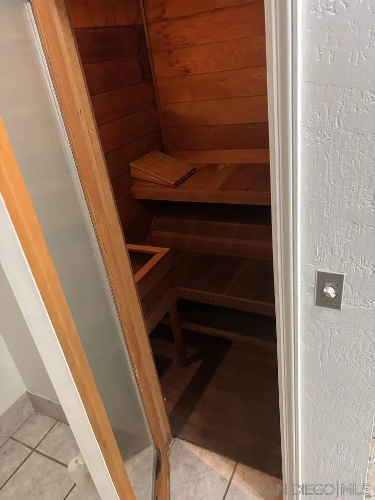https://cdn.realtyfeed.com/cdn/127/260007611/45d55b9af0223f1b2b8a06a5663b17db.webp