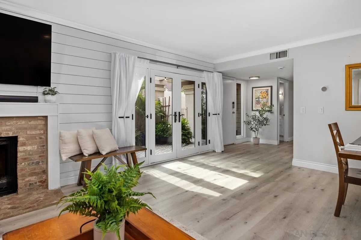 https://cdn.realtyfeed.com/cdn/127/260007611/644a65d93af00f70020e90c7a01e99a1.webp