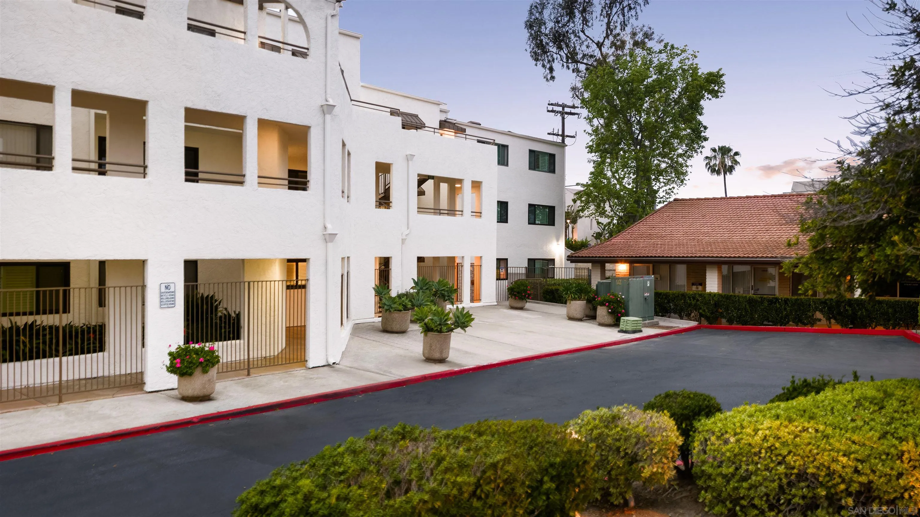https://cdn.realtyfeed.com/cdn/127/260007612/8e058c1d66f7327922f8e8d87626657d.webp