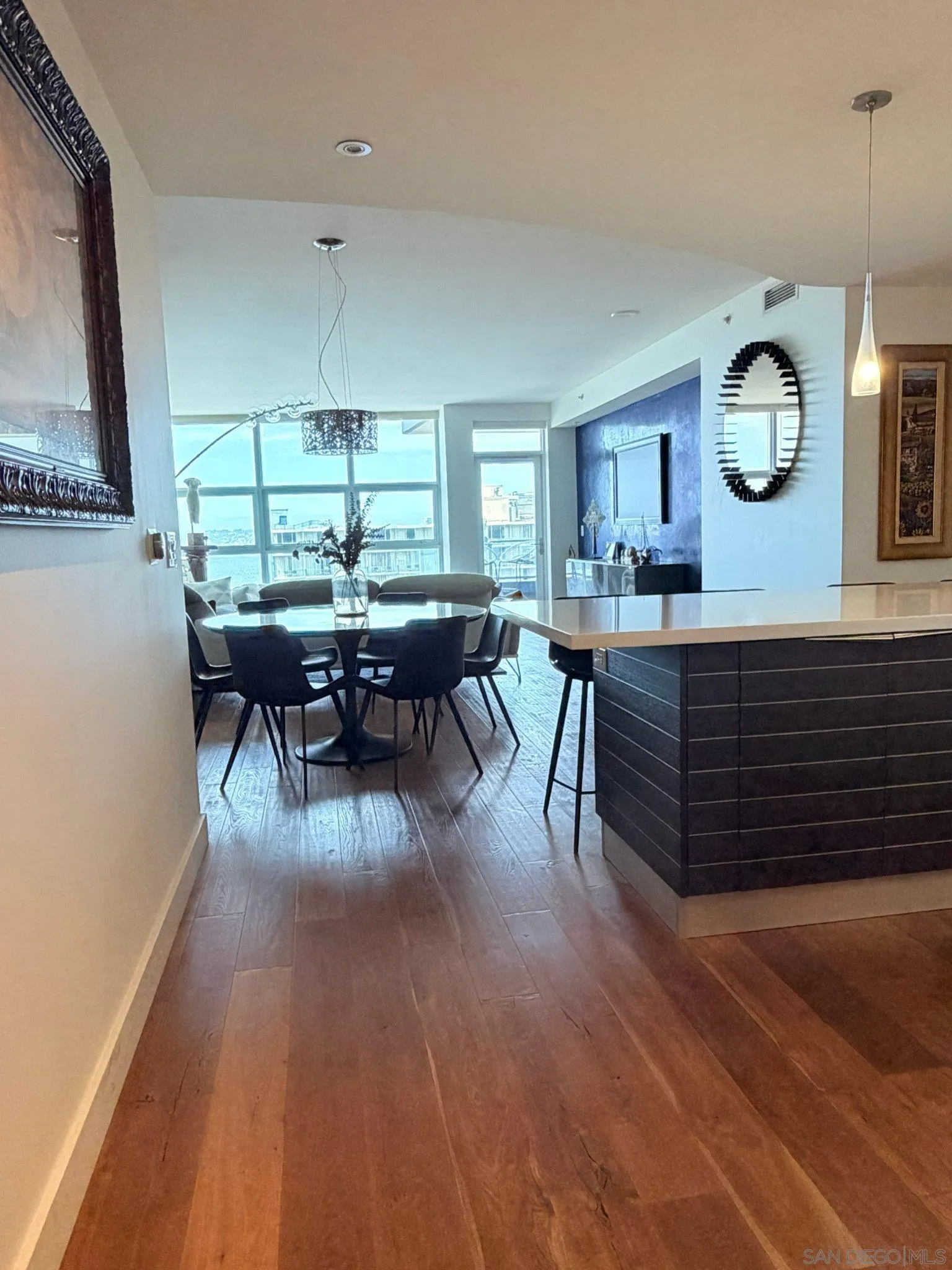 Photo #1: 260007613 Listing: Photo #1