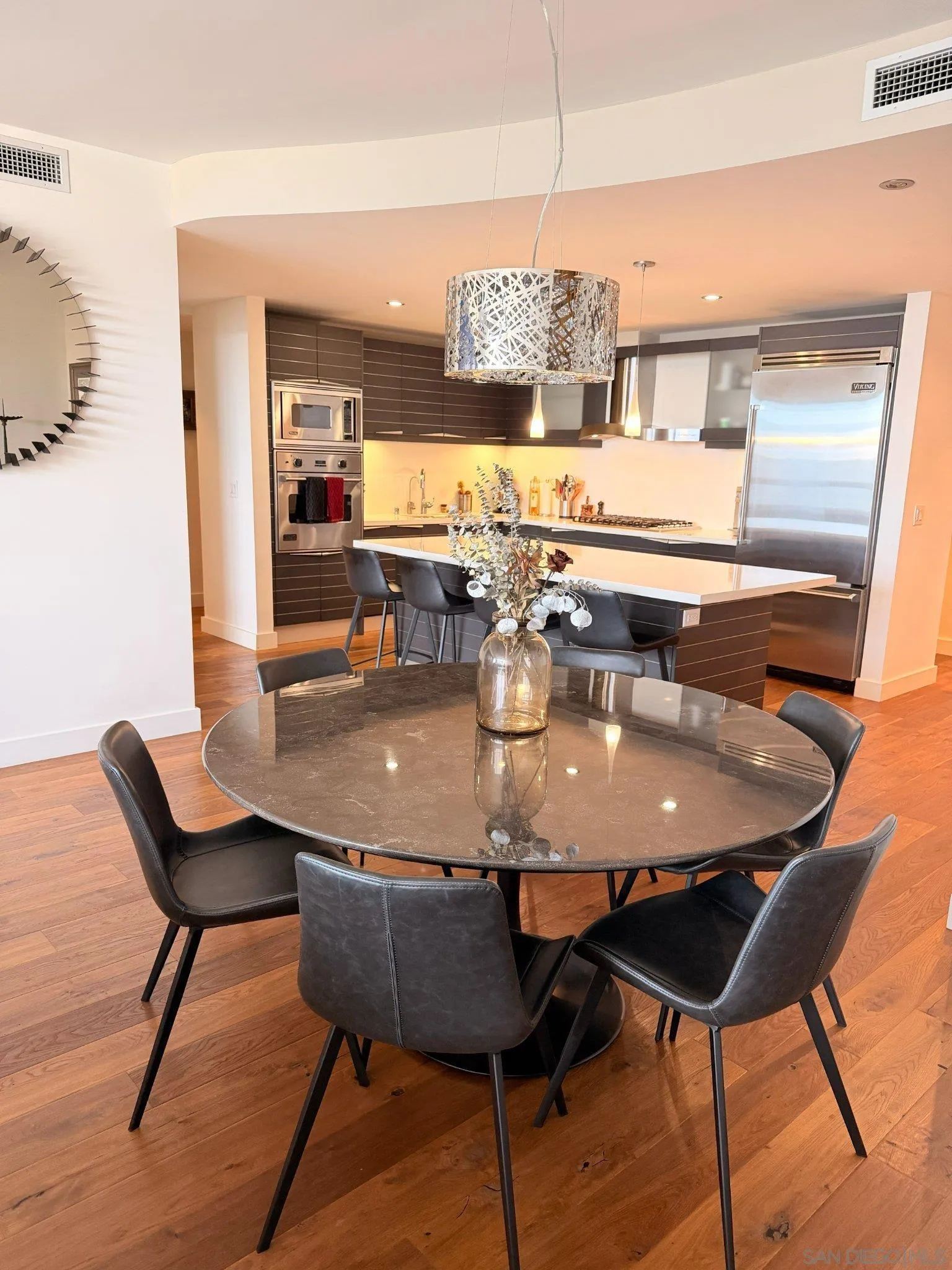 Photo #3: 260007613 Listing: Photo #3