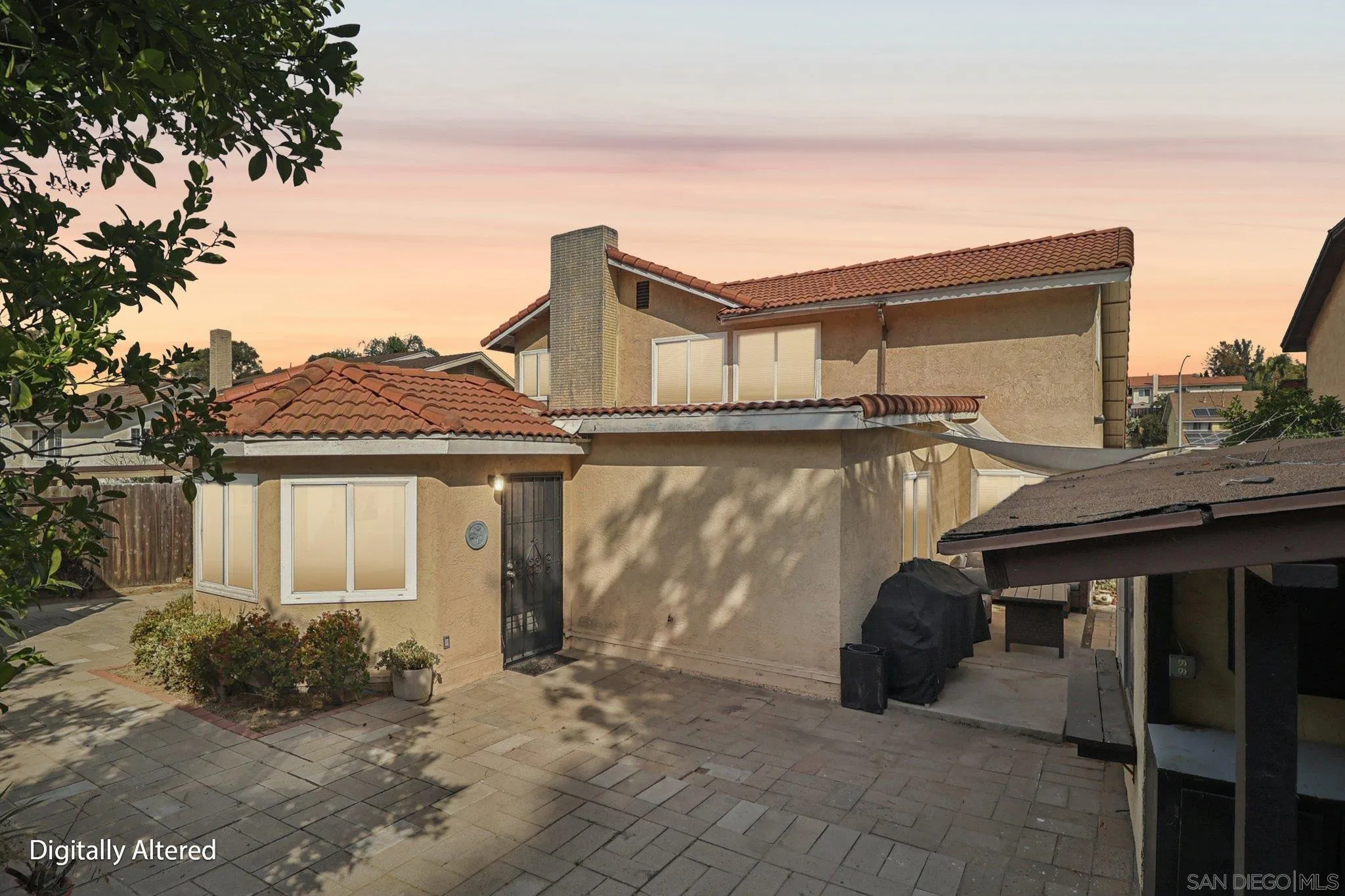 https://cdn.realtyfeed.com/cdn/127/260007615/20f99ca7427667ed3e87e58f8e7be627.webp