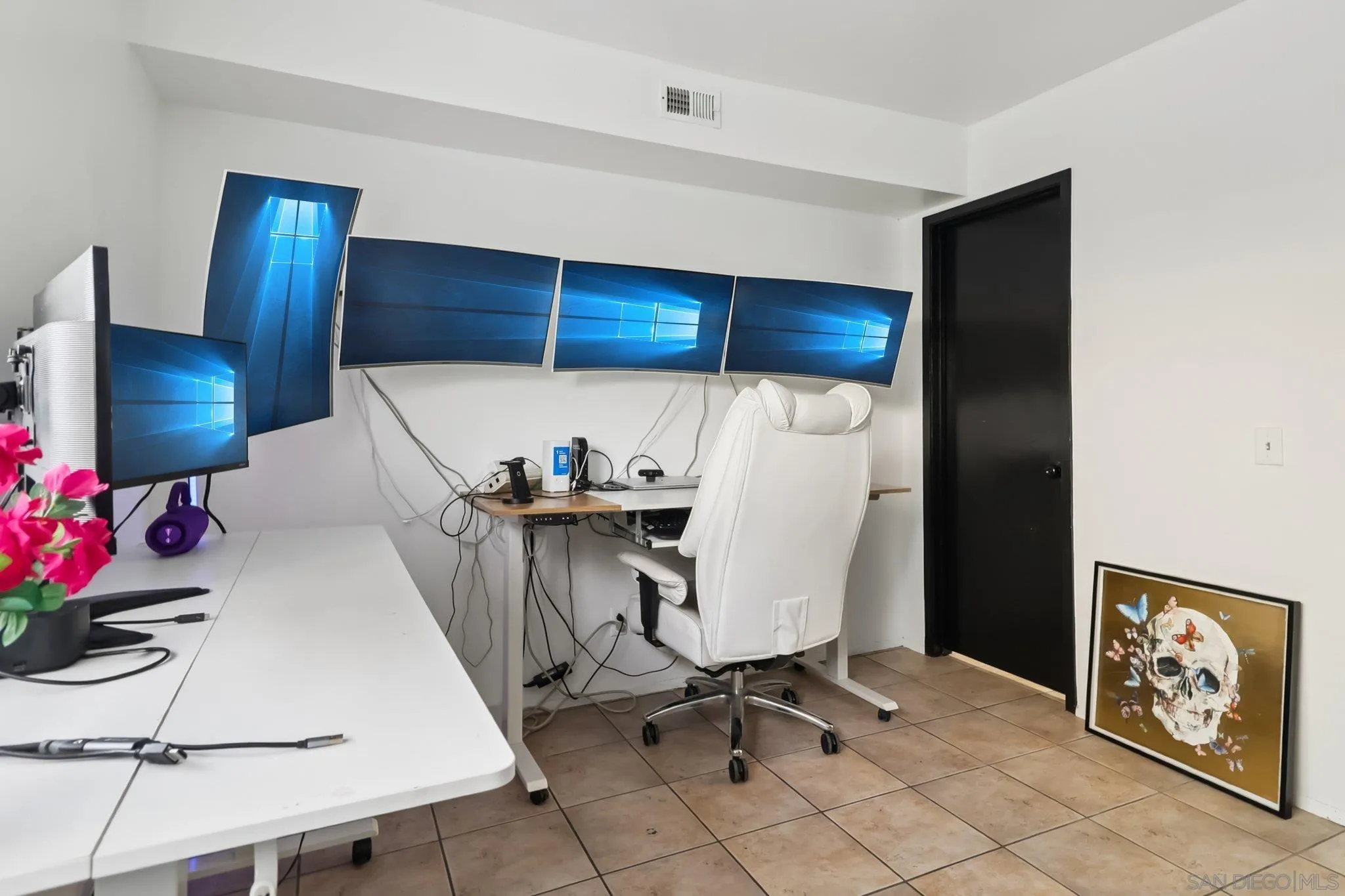 https://cdn.realtyfeed.com/cdn/127/260007615/df0431993133795792581288c0834c16.webp