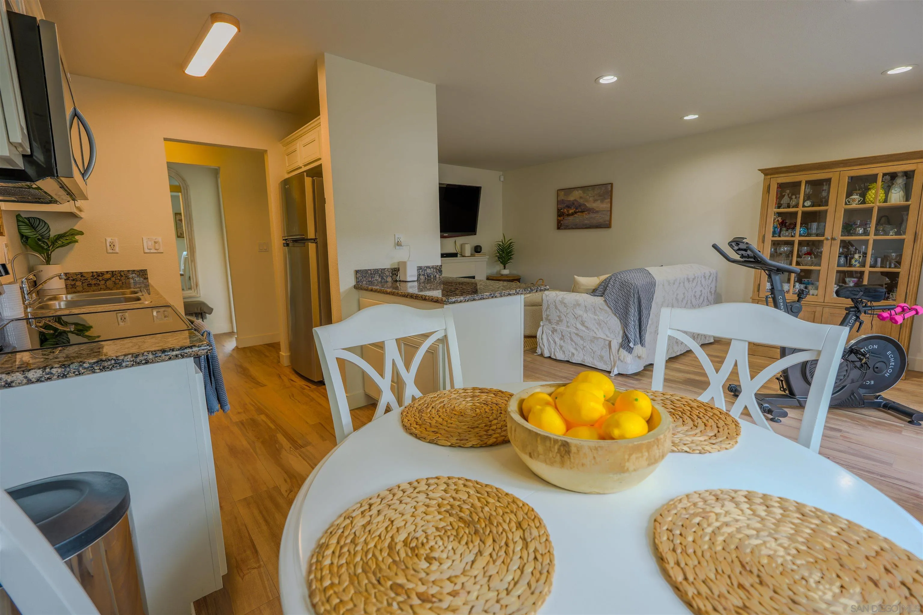 Photo #3: 260007622 Listing: Photo #3