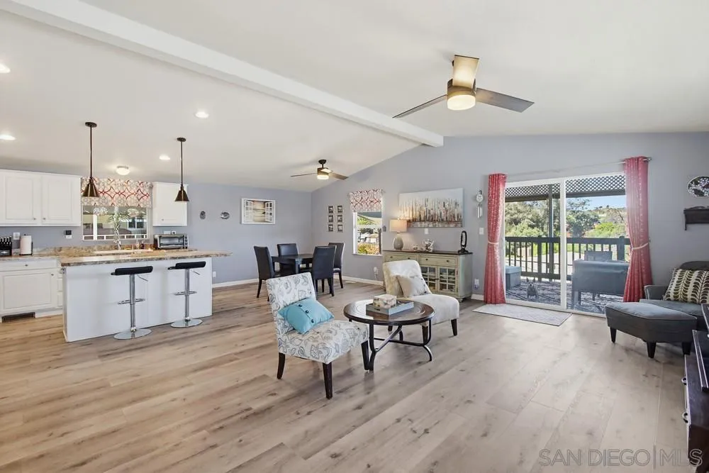 https://cdn.realtyfeed.com/cdn/127/260007623/082e874d0b777ae83f0822fbfe213d88.webp