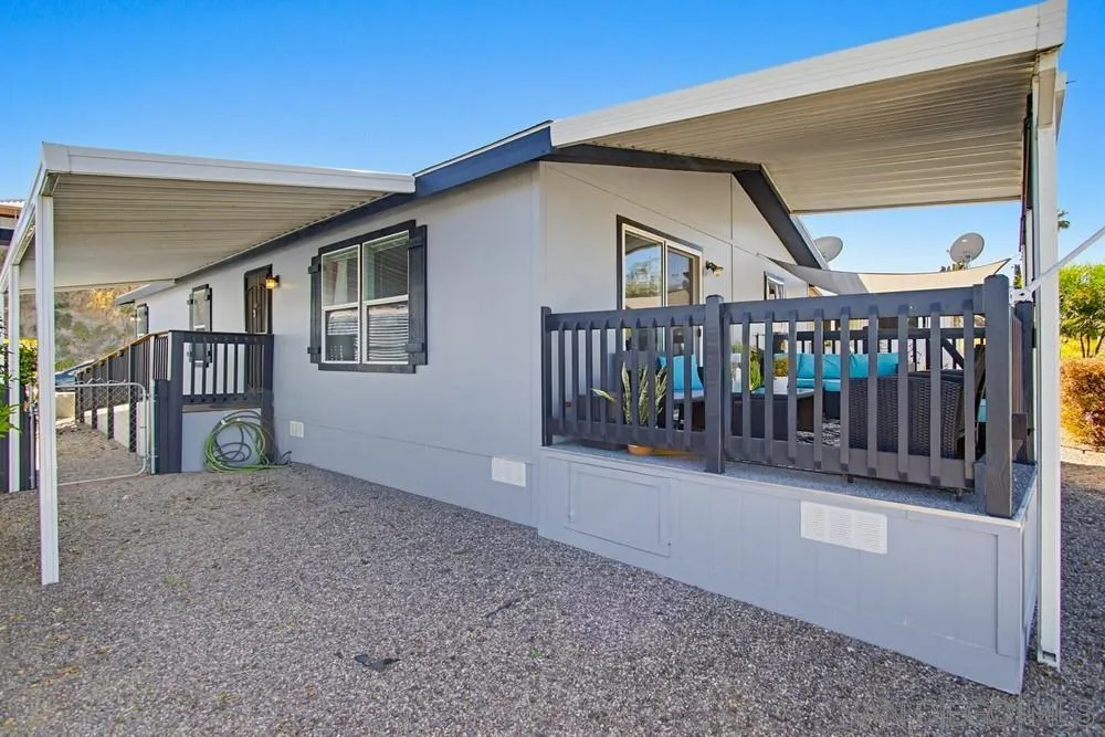https://cdn.realtyfeed.com/cdn/127/260007623/a2b3e565f65eb362e978d2703bde3ccd.webp