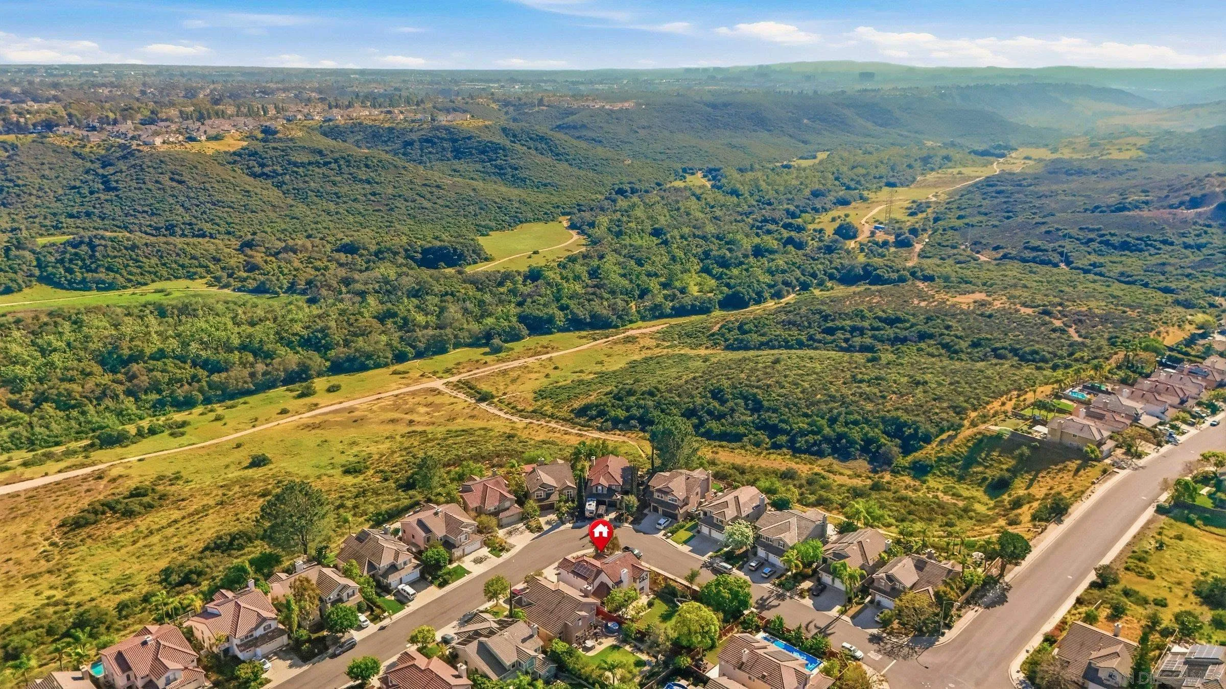 https://cdn.realtyfeed.com/cdn/127/260007631/002402e8bd6ebfbf494339155648c918.webp
