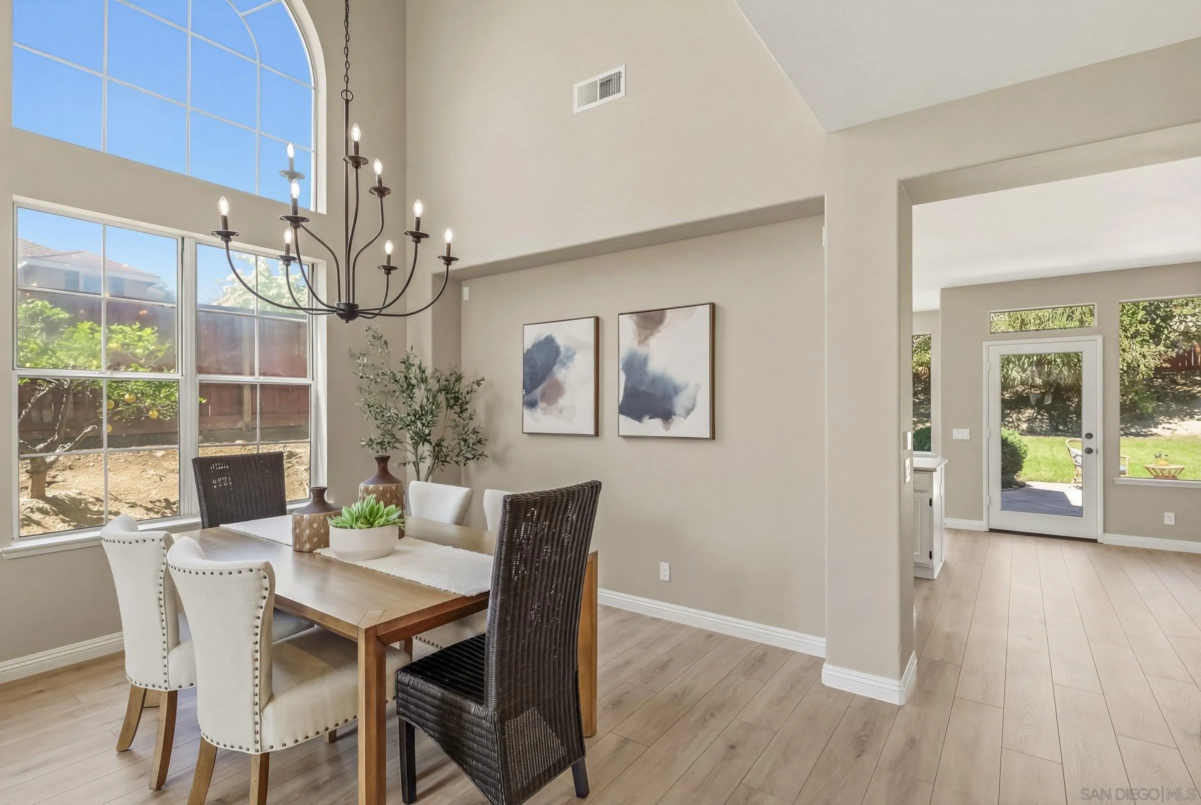 https://cdn.realtyfeed.com/cdn/127/260007631/5340fc46dae8d8840d0a616cc00960e3.webp