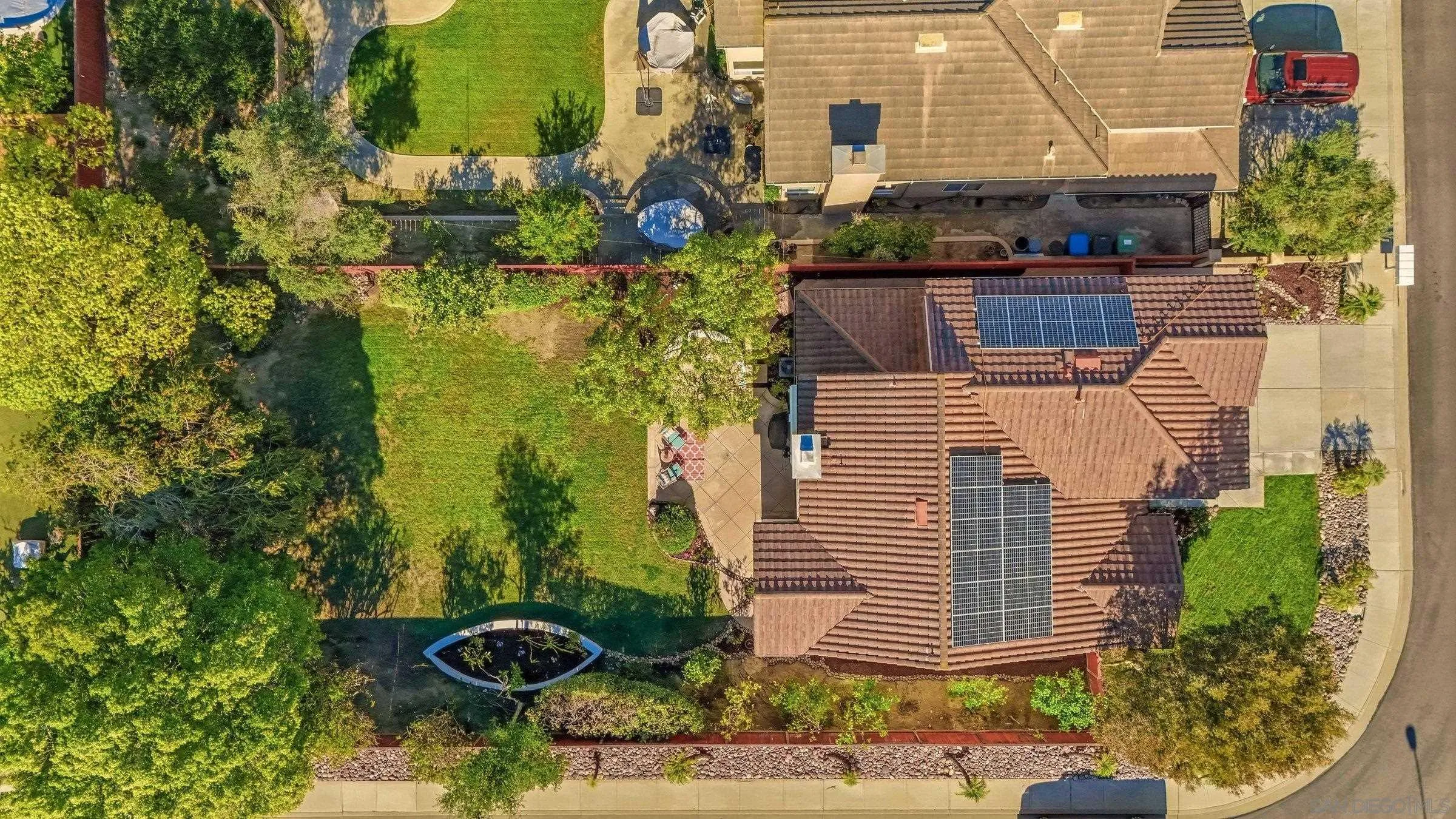 https://cdn.realtyfeed.com/cdn/127/260007631/58272bb33cffd947aaf7a0c89b78e9af.webp