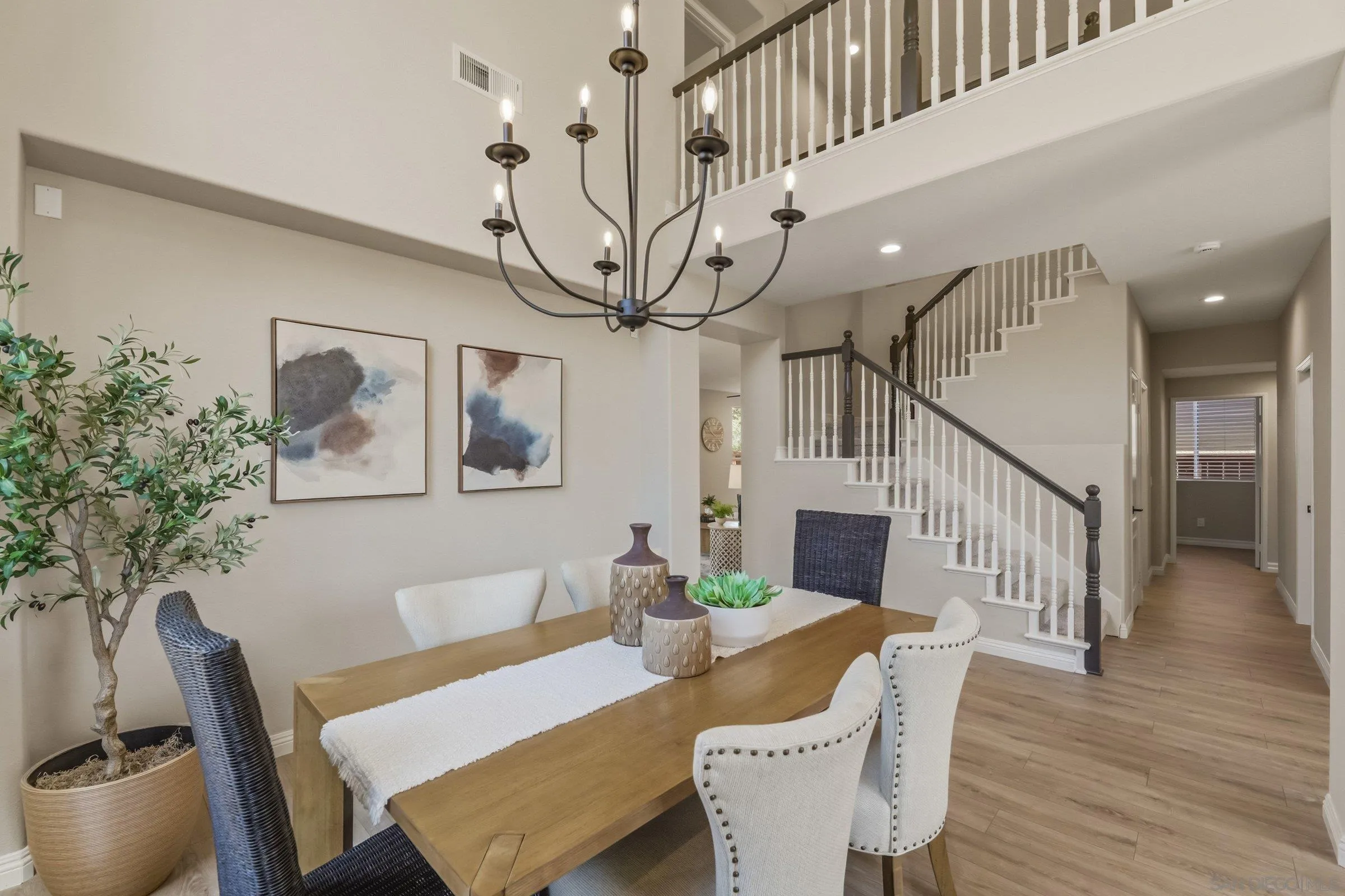 https://cdn.realtyfeed.com/cdn/127/260007631/6e949d91d4ab27d2e6827caf54d4cc9b.webp