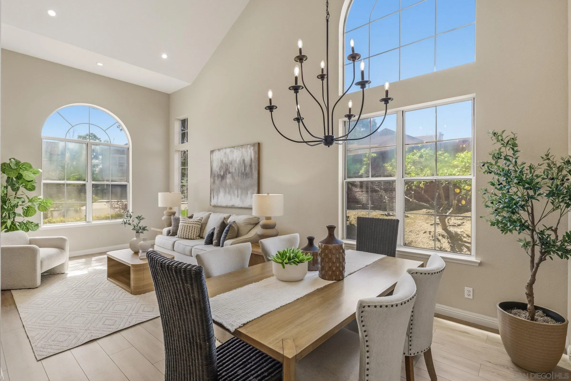 https://cdn.realtyfeed.com/cdn/127/260007631/c675e66da3fabaa1cf6e0e338705dfa0.webp