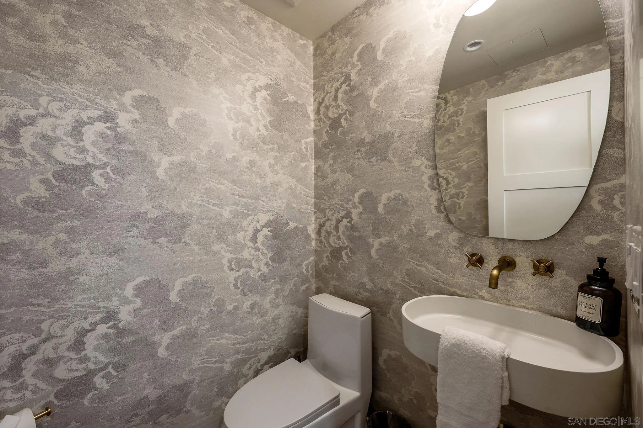 Photo #14: 260007635 Listing: Photo #14