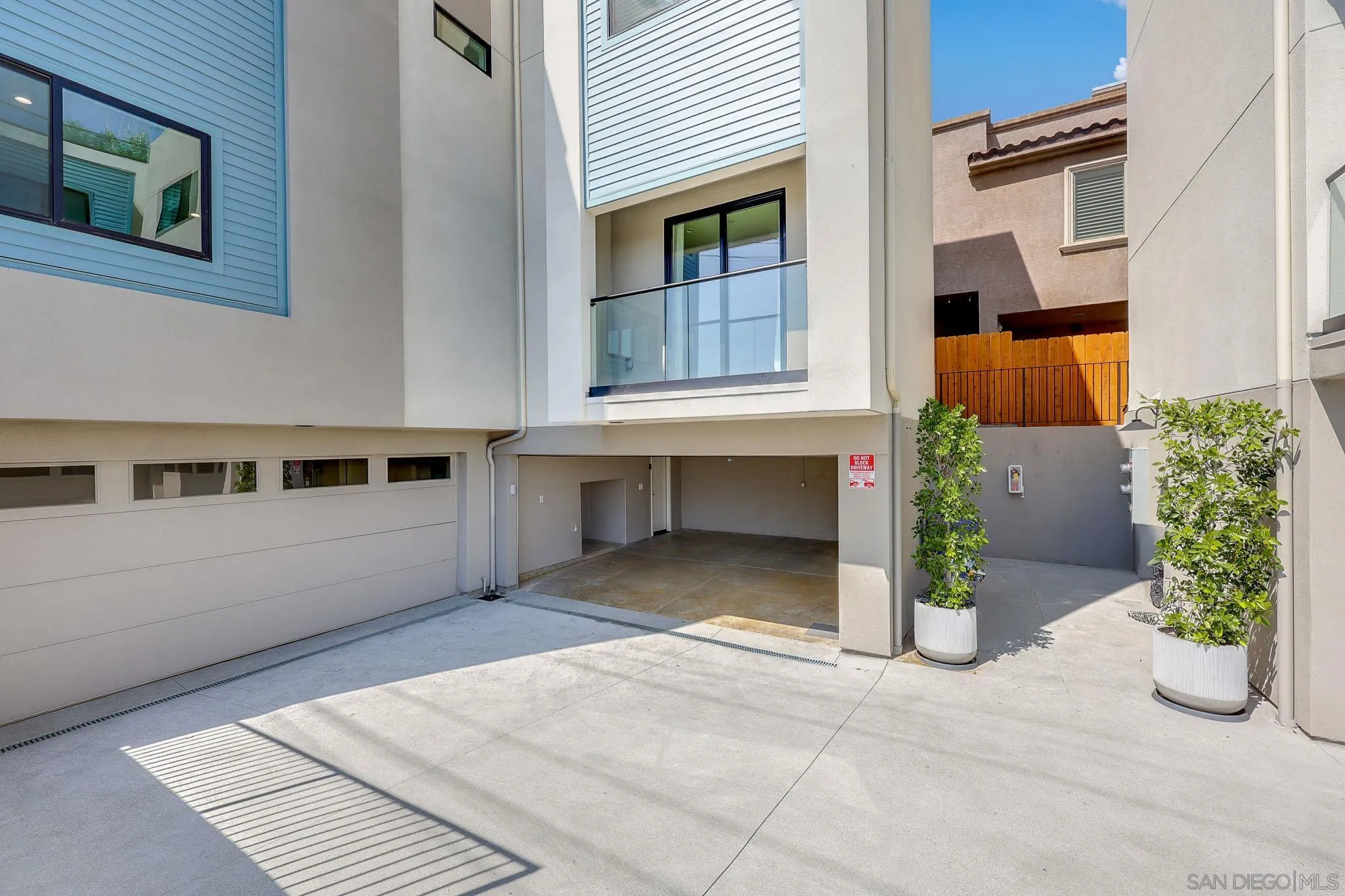 https://cdn.realtyfeed.com/cdn/127/260007635/49871add29f0b85c49faa8bf3879b22e.webp
