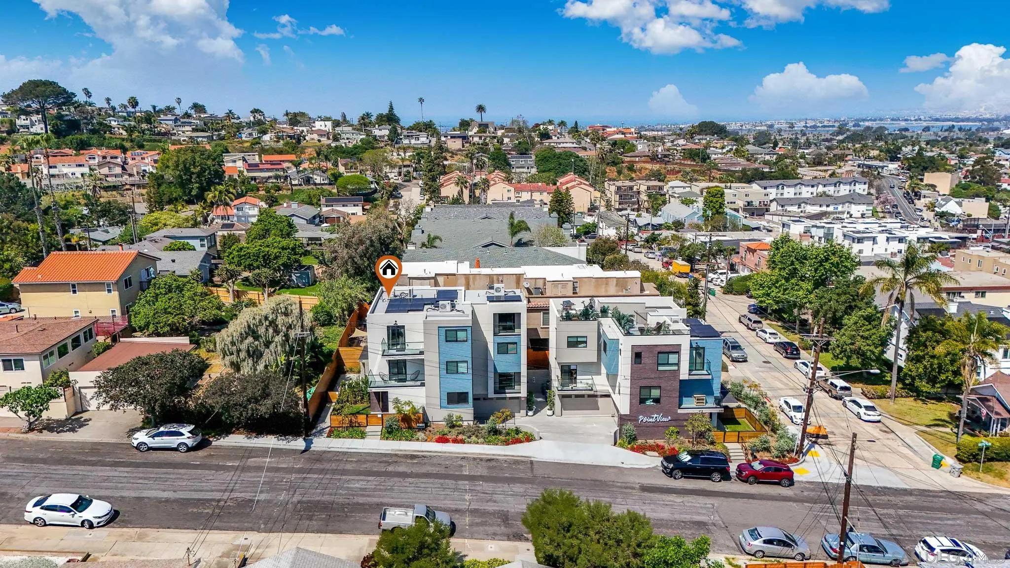 https://cdn.realtyfeed.com/cdn/127/260007635/5927bd16c64df812e419ff25ed328b23.webp