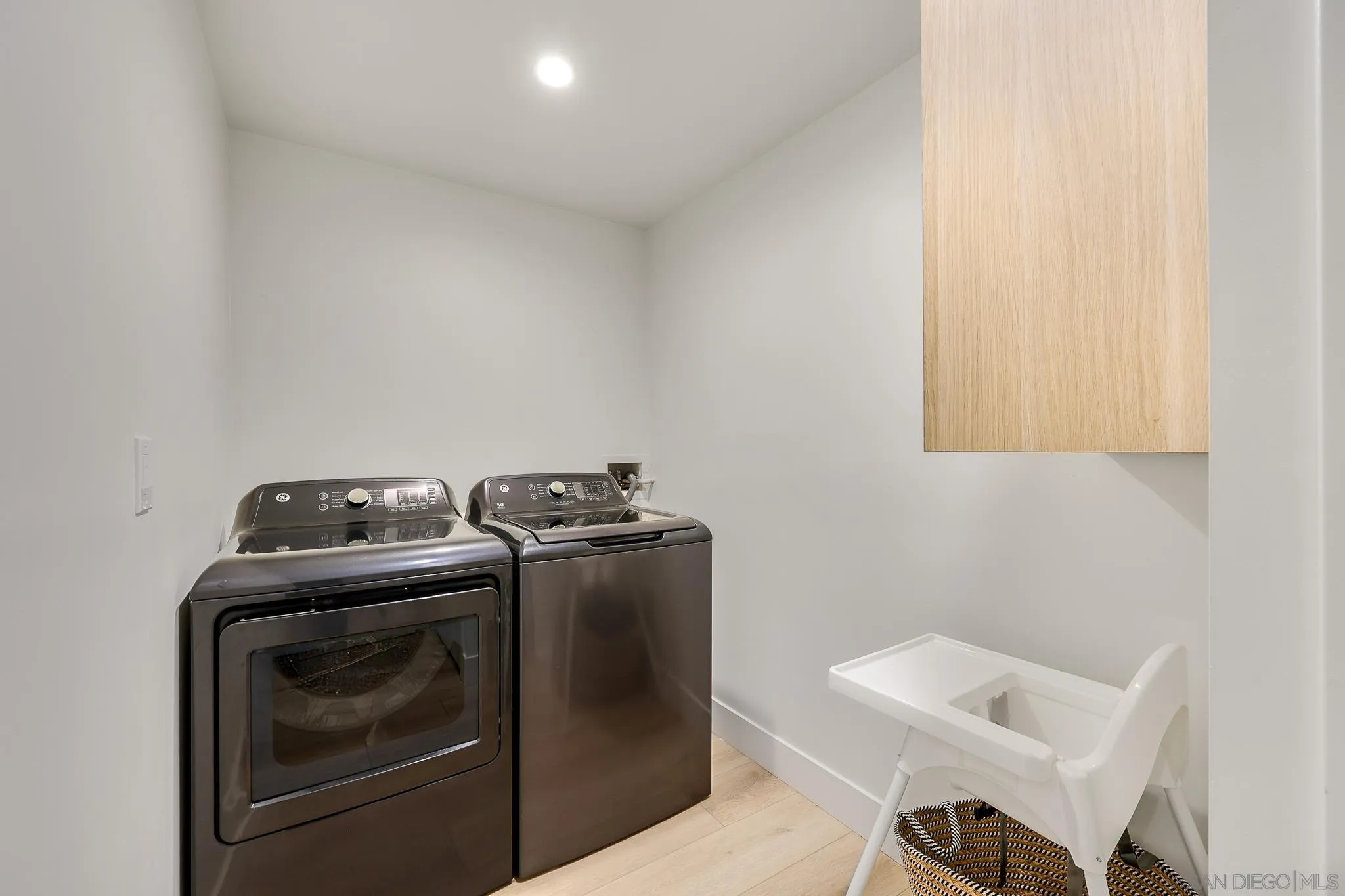 https://cdn.realtyfeed.com/cdn/127/260007635/d81b329834b86f20e9debf63e9f13640.webp