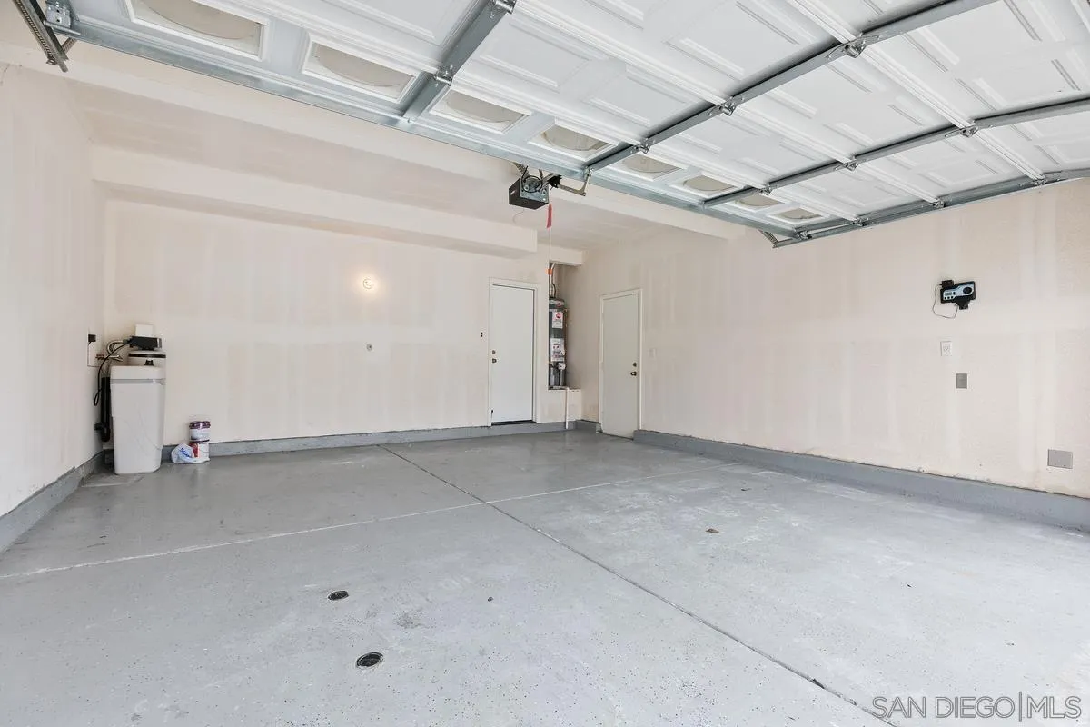 https://cdn.realtyfeed.com/cdn/127/260007636/0e30517b659a474778249bf0d41075a9.webp