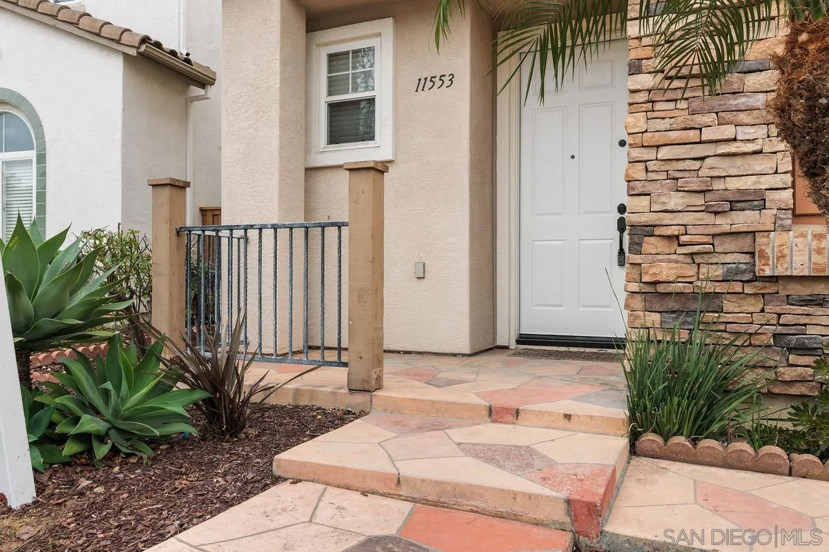 https://cdn.realtyfeed.com/cdn/127/260007636/198f0ade619226214c8ca8ab069b37e2.webp