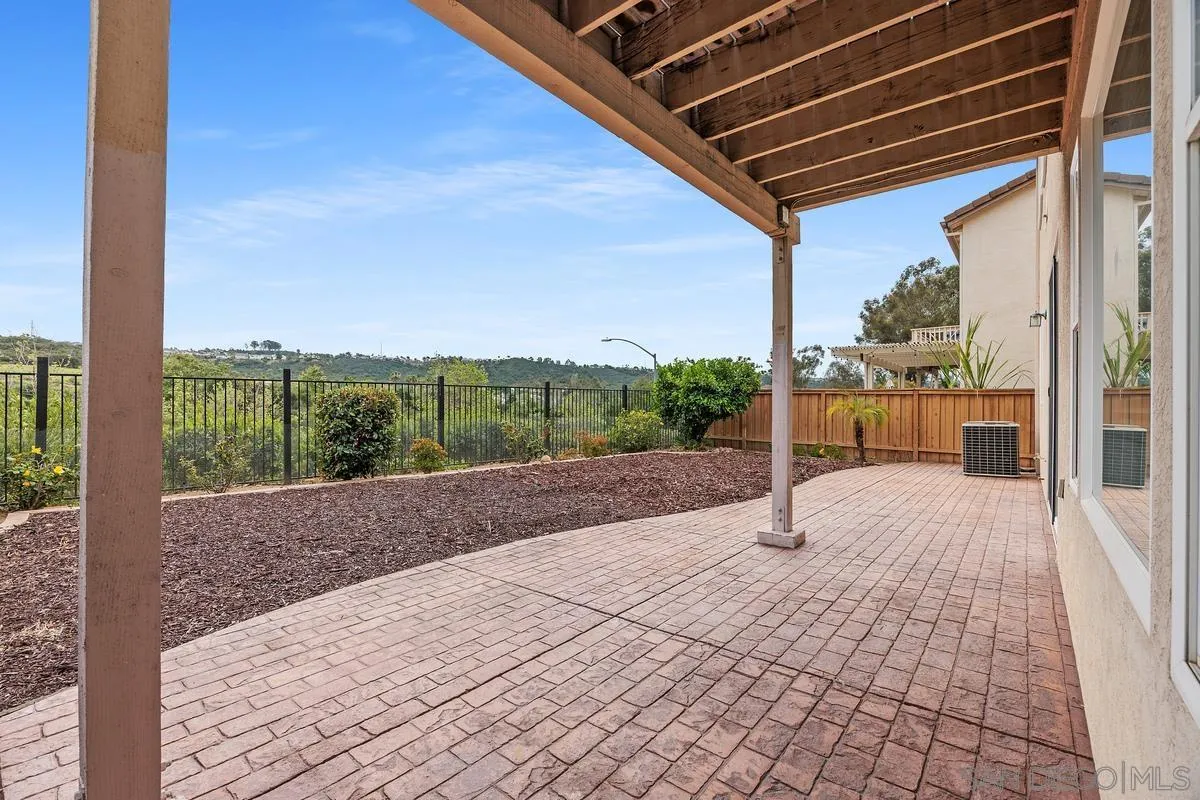 https://cdn.realtyfeed.com/cdn/127/260007636/99b63f92bc088516c42bdeaf3eb3cb5f.webp