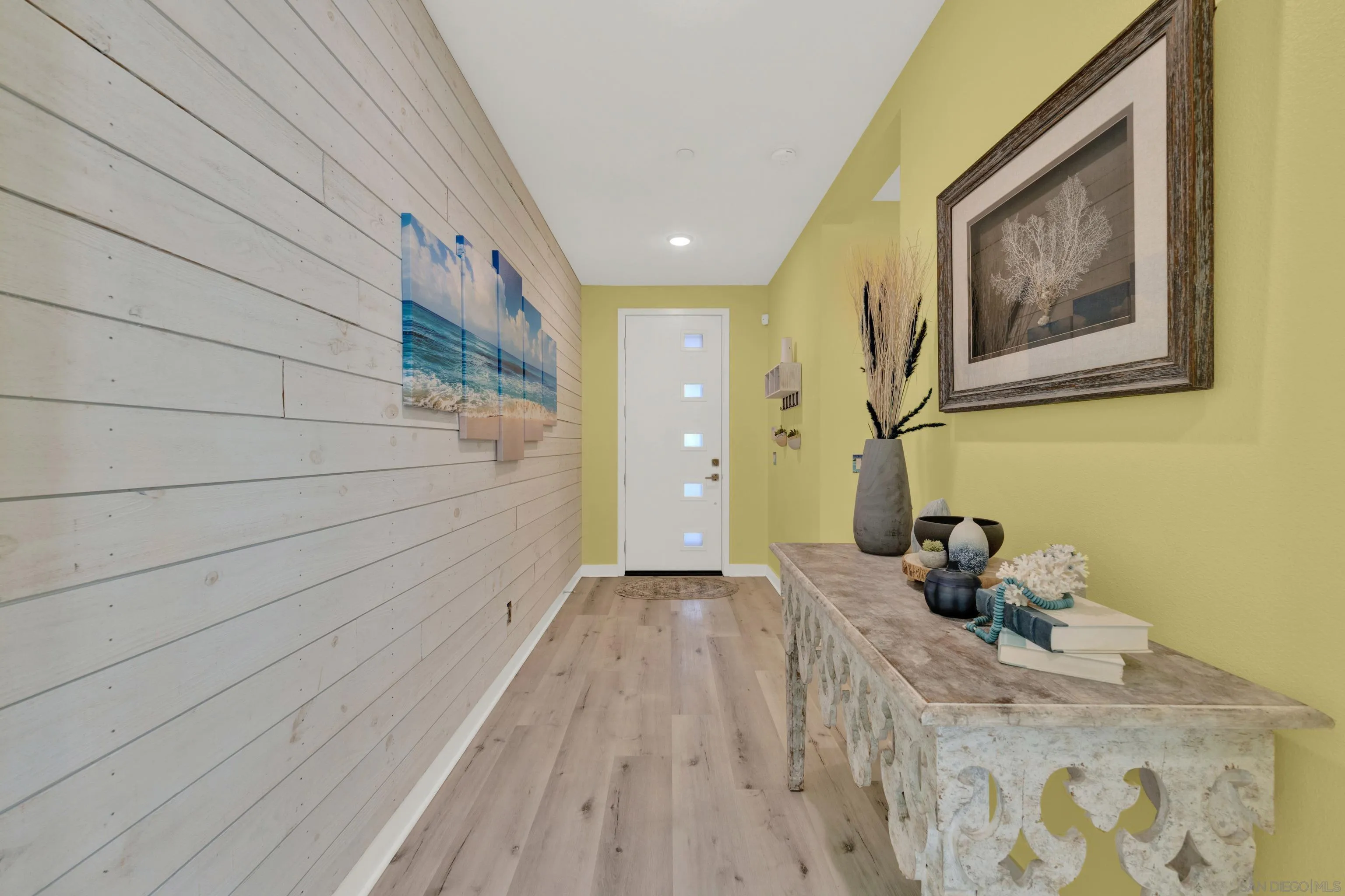 9108 Bluff, Santee, CA, 92071