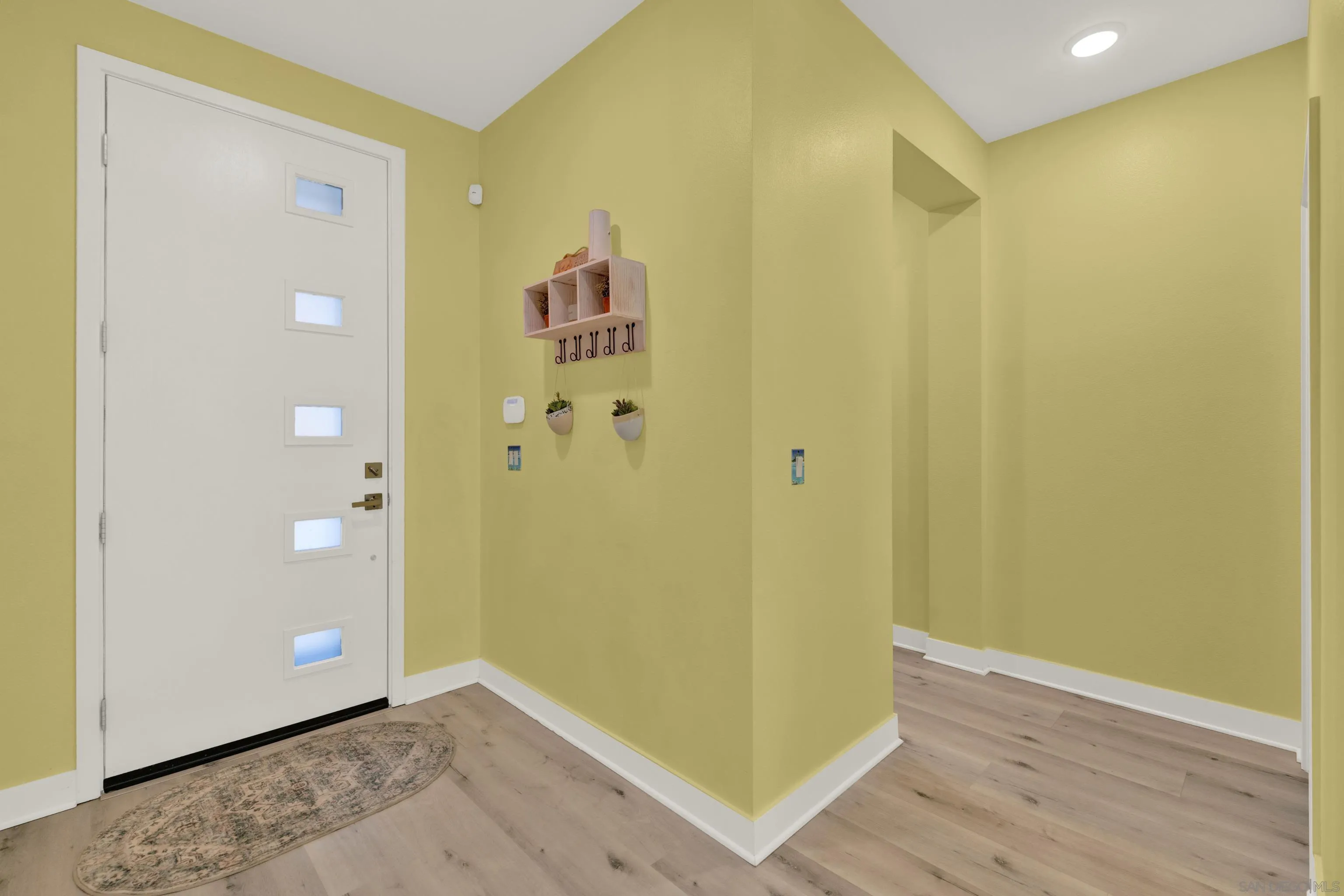 9108 Bluff, Santee, CA, 92071