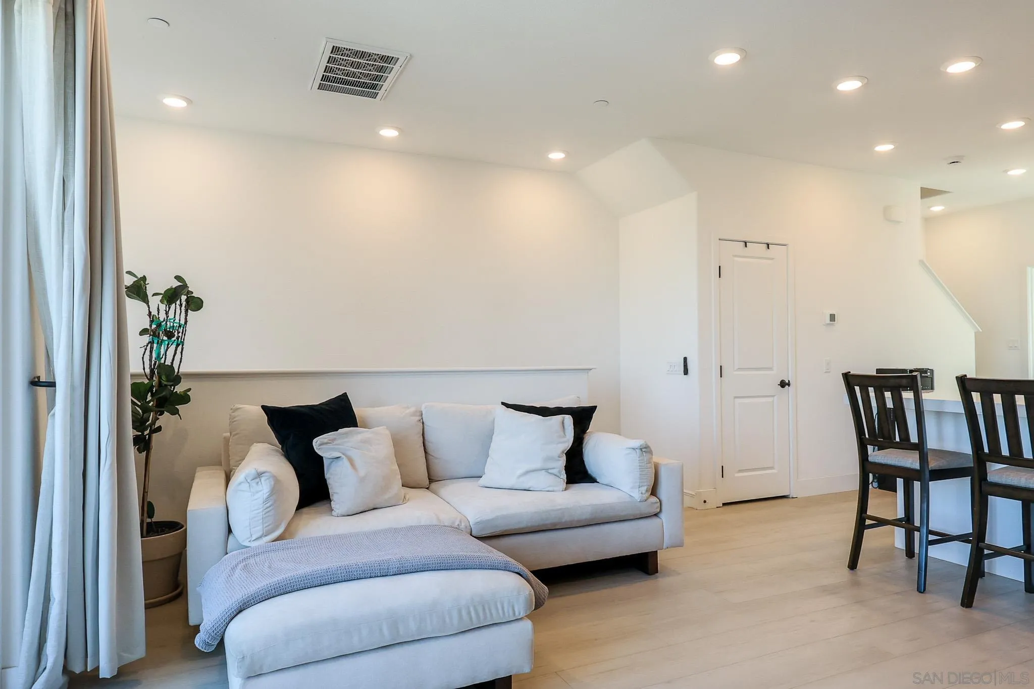 Photo #28: 260007640 Listing: Photo #28