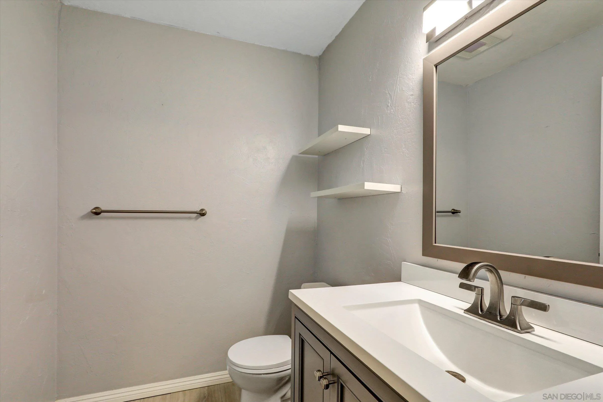 https://cdn.realtyfeed.com/cdn/127/260007642/6a5e6ee79f1e48356e5b0c752d3c95af.webp