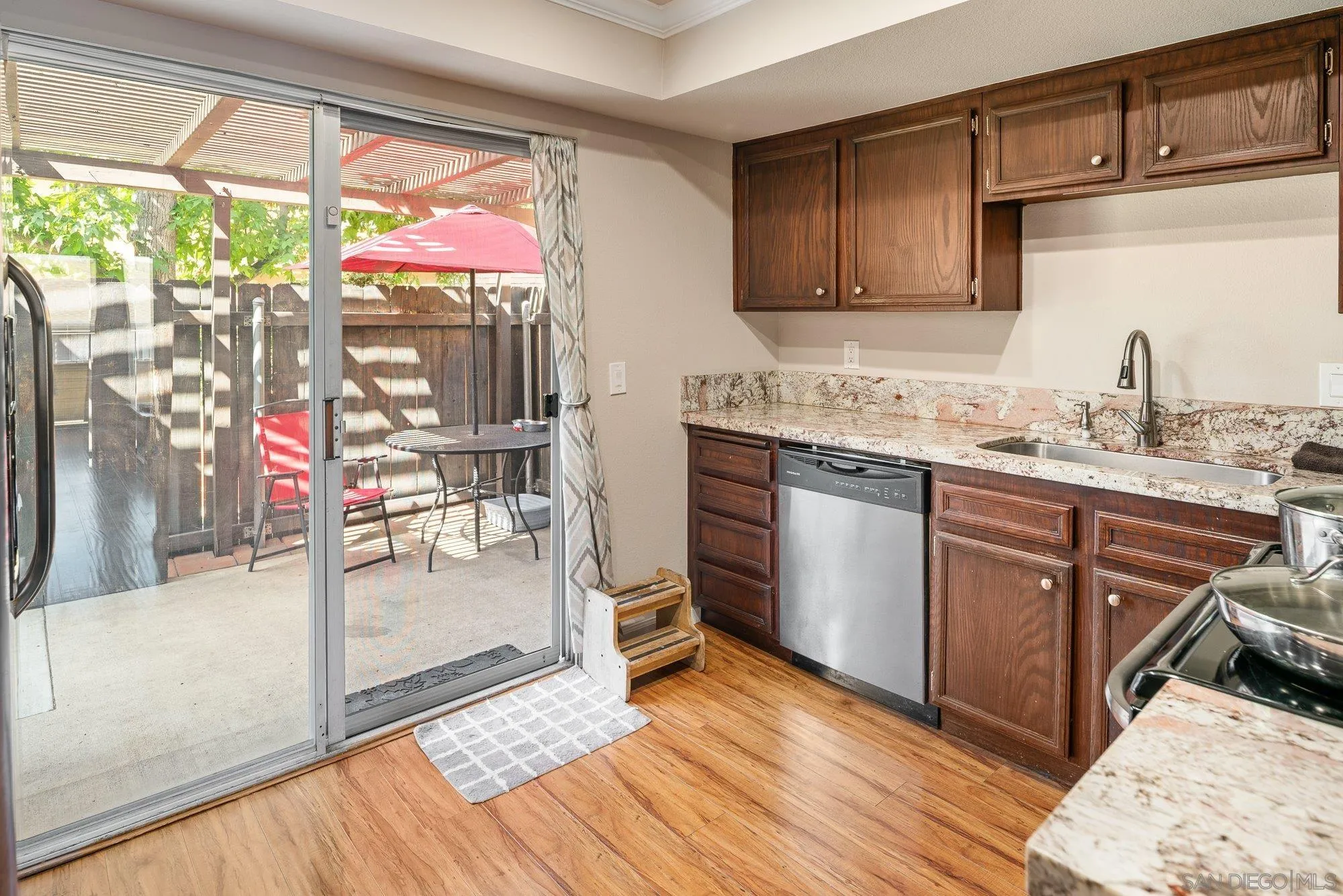 Photo #10: 260007651 Listing: Photo #10