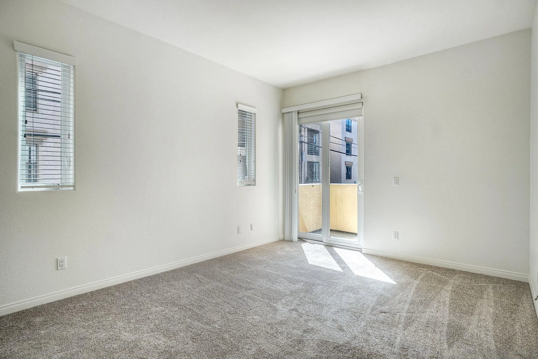 Photo #11: 260007653 Listing: Photo #11